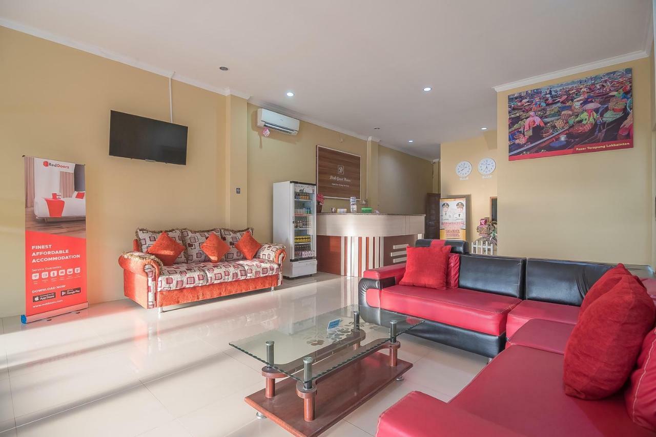 Reddoorz Plus Near Syamsudin Noor Airport 3 Banjarbaru Ngoại thất bức ảnh